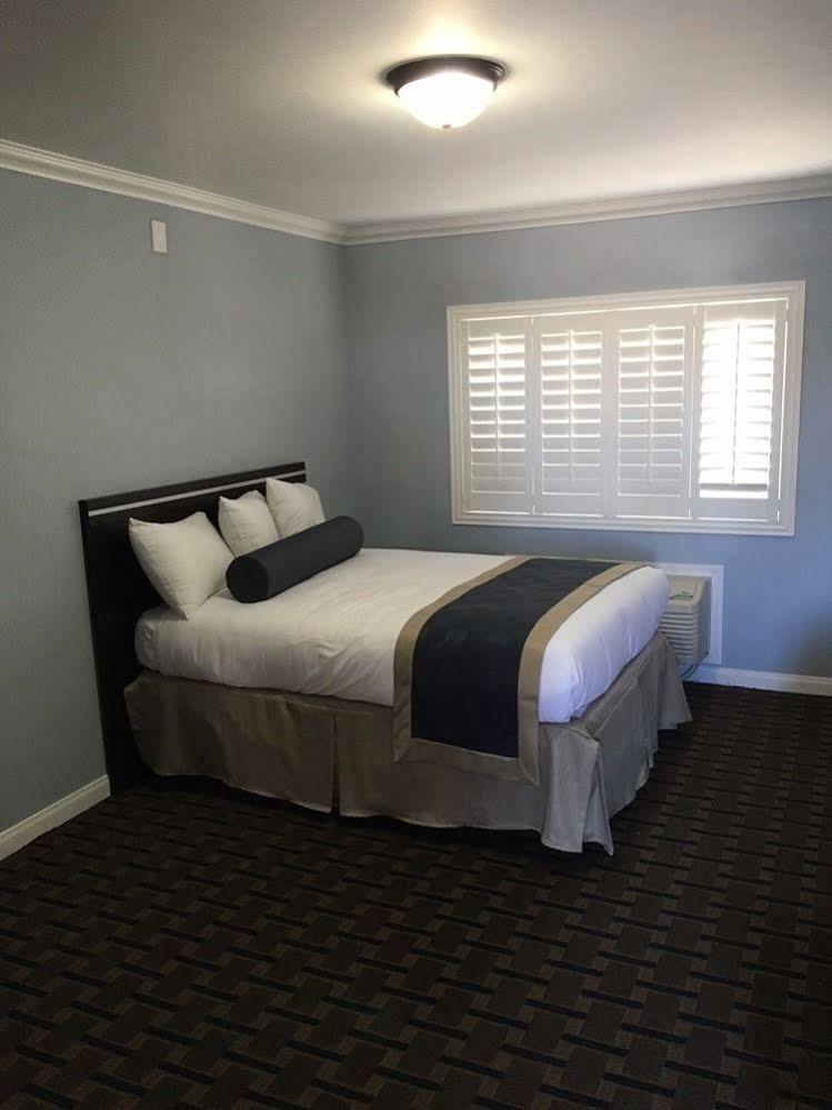 Hollywood Palms Inns & Suites Los Angeles Bagian luar foto