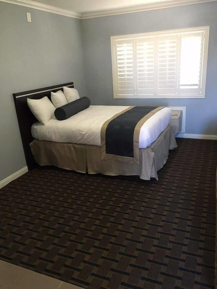 Hollywood Palms Inns & Suites Los Angeles Bagian luar foto