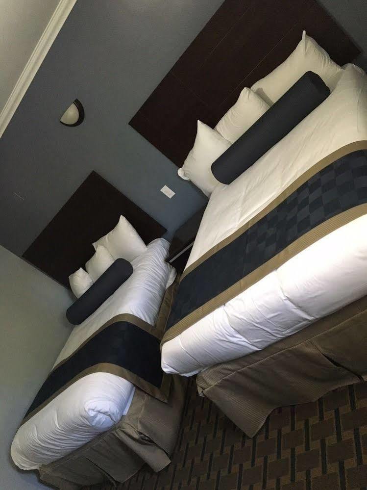 Hollywood Palms Inns & Suites Los Angeles Bagian luar foto